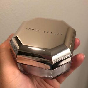 Fenty beauty pro filt’r lavender setting powder